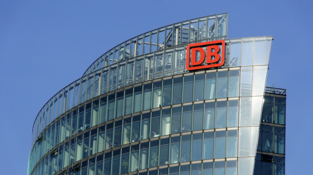 DB843_Bahntower